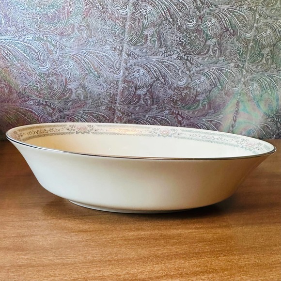 Vintage 9 1/2” oval serving dish /vegetable bowl Charleston by Lenox - Picture 5 of 10